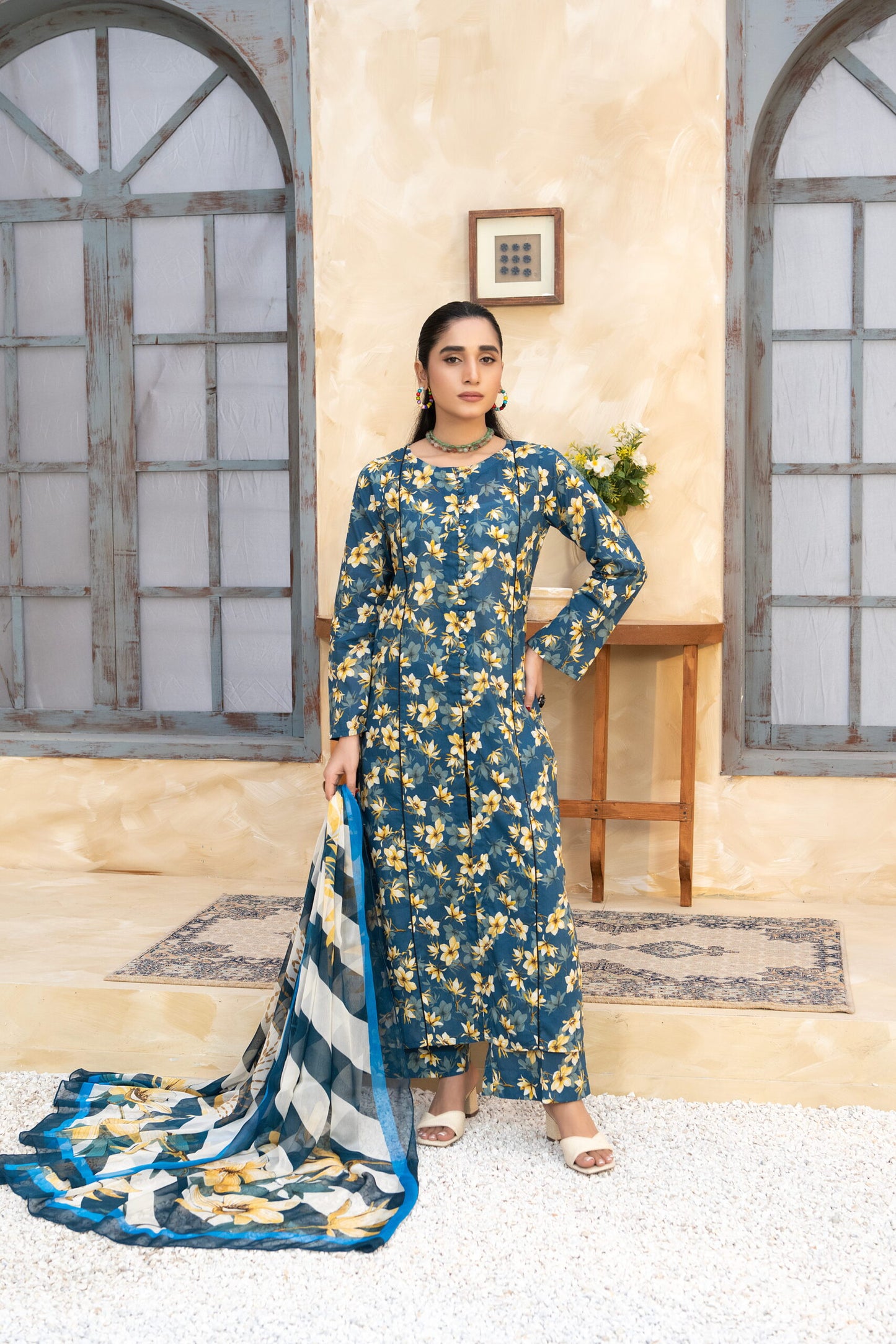 Floral printed 3-piece summer lawn suit by Bunaaz