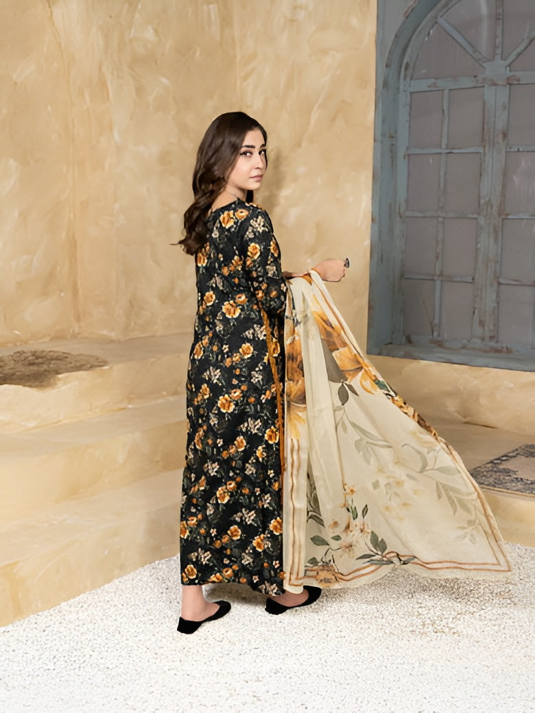 Divine summer lawn suit by Bunaaz – view 5